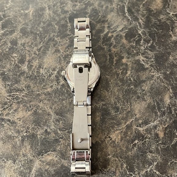 Fossil Watch - Picture 3 of 3